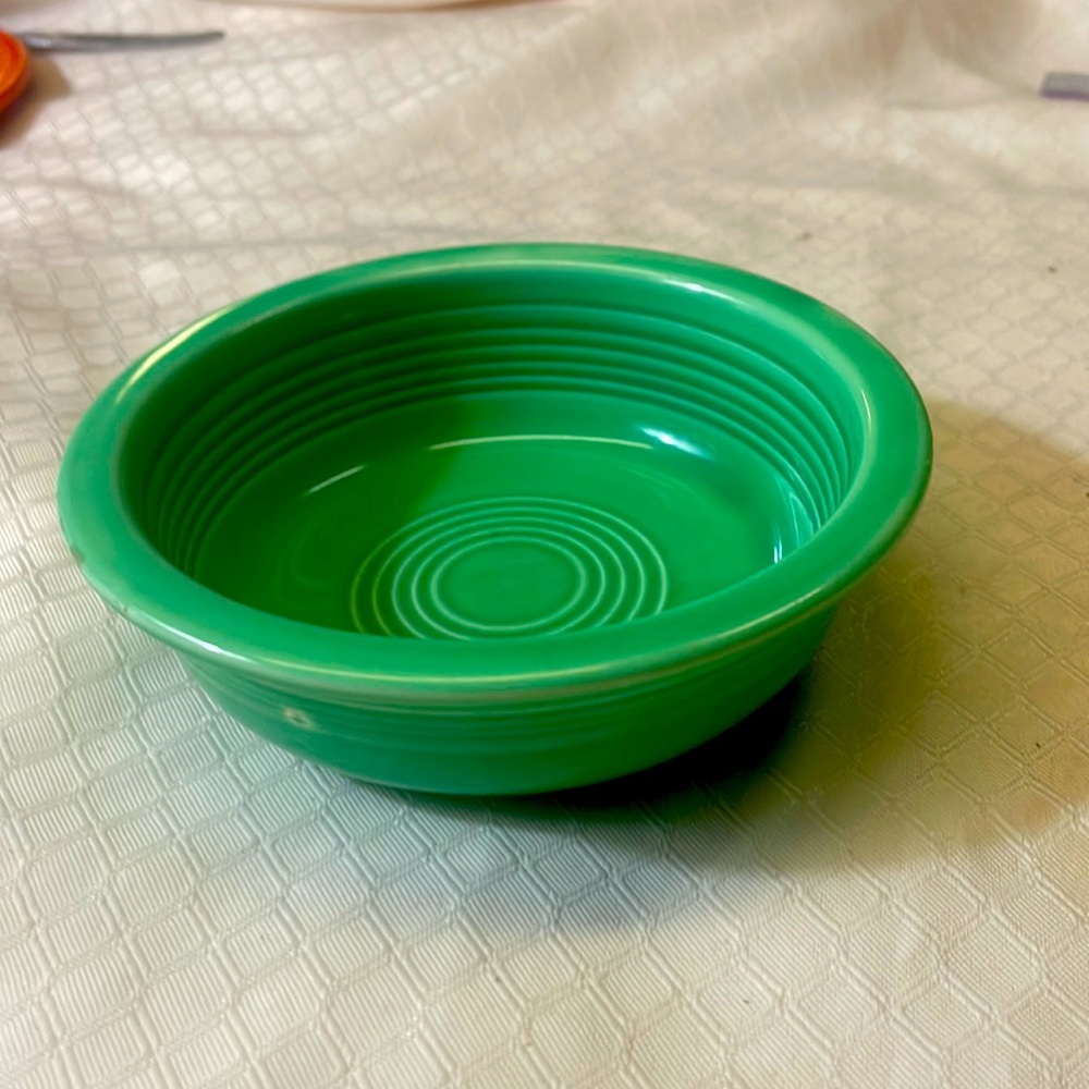 VIntage Fiesta 5 1/2" Fruit Bowl in Original light green
